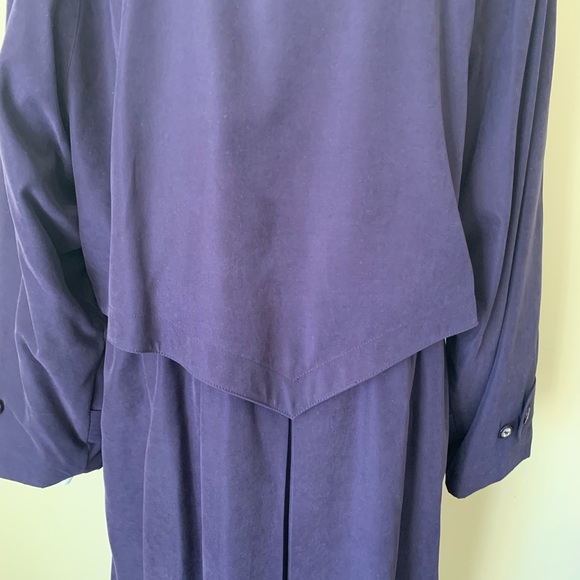 VINTAGE trenchcoat - Picture 4 of 12